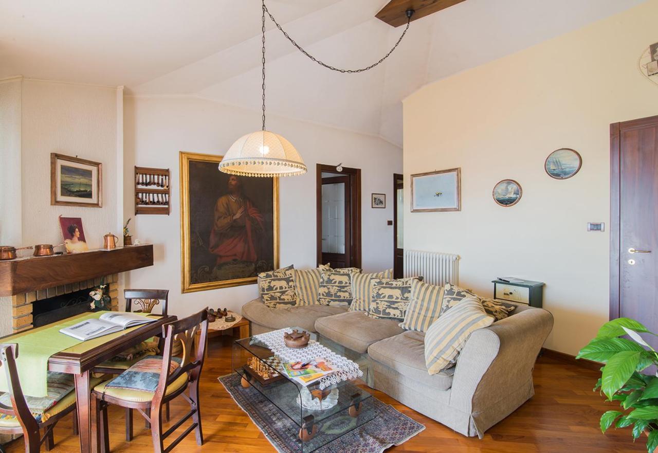 La Mansarda Delle Meraviglie B&B Superior Trieste Eksteriør billede